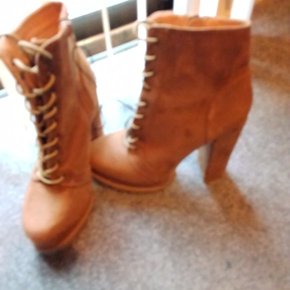 suade tie up boots - Picture 1 of 1
